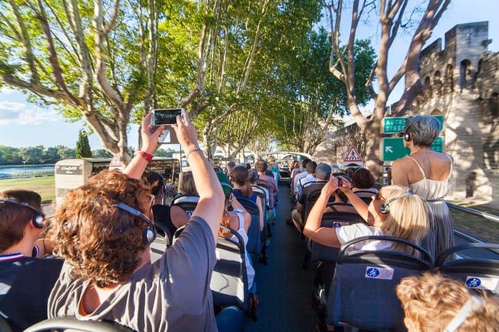 Besuchen Sie Avignon und Villeneuve lez Avignon an Bord eines Doppeldeckerbusses — Foto 5