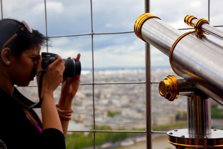 Tour in ascensore della Torre Eiffel con accesso opzionale al summit e crociera — foto 5
