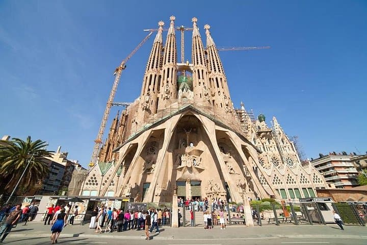 Beste Barcelona Exkursion: Kleingruppentour mit Abholung/Rückgabe — Foto 4