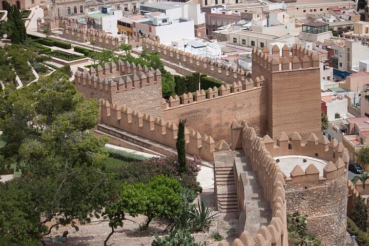 Meilleures visites de l'Alhambra et de Grenade - uniquement pour les croisiéristes - depuis le port de Malaga — photo 2