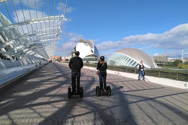 Valencia Kunst- und Wissenschafts Segway Tour — Foto 3