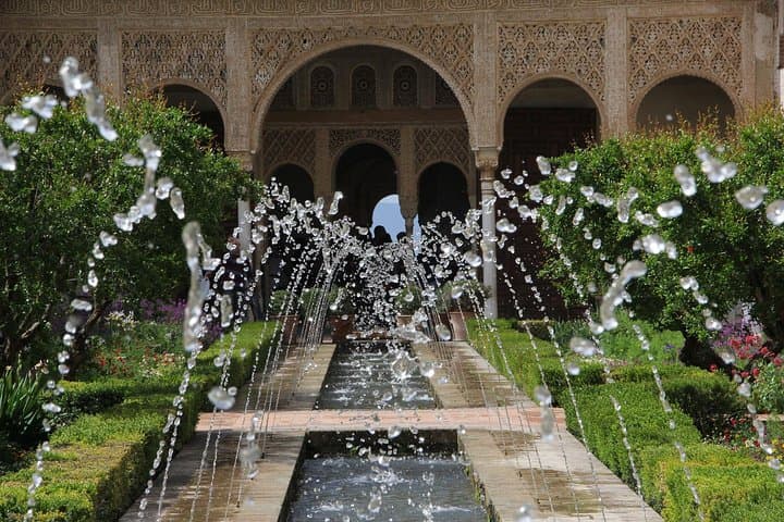 Tour Guiado Sin Colas en la Alhambra — foto 5