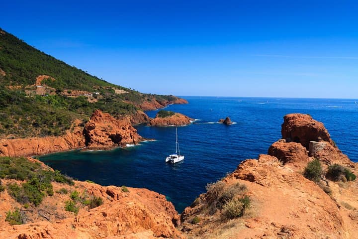 Fähre zur Île Sainte-Marguerite & Corniche d'Or Kreuzfahrt-Kombination ab Cannes — Foto 2