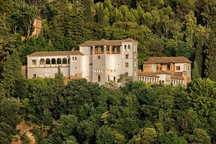 Viaje de 6 Días por Andalucía y Toledo desde Madrid