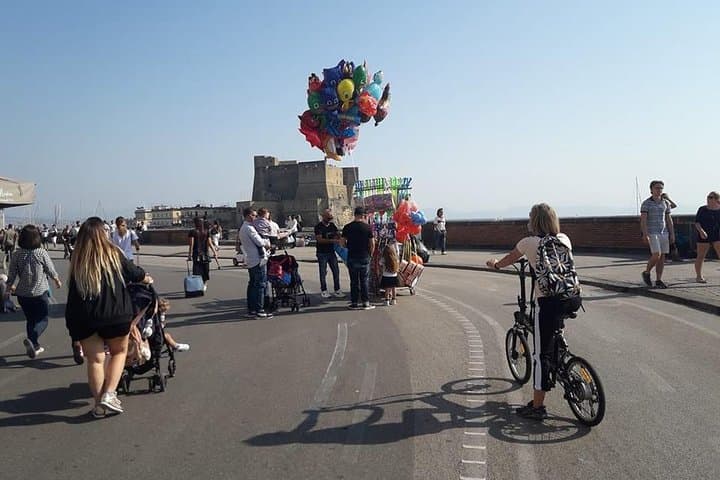 Tour en bicicleta eléctrica por Nápoles Partenope