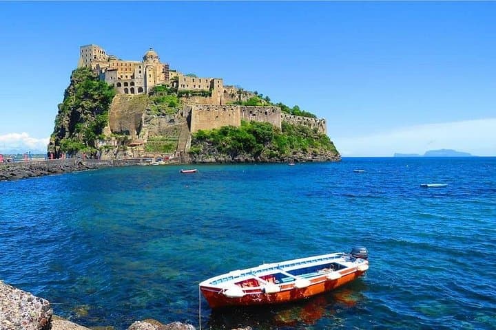 Isola di Ischia: Trasferimento Privato All Inclusive da Napoli — foto 2