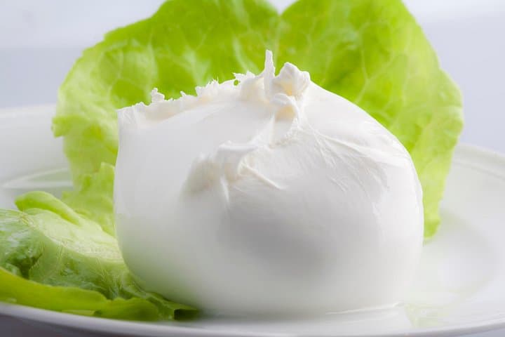 Tour privado guiado de Paestum y almuerzo en una granja de mozzarella de búfala — foto 4