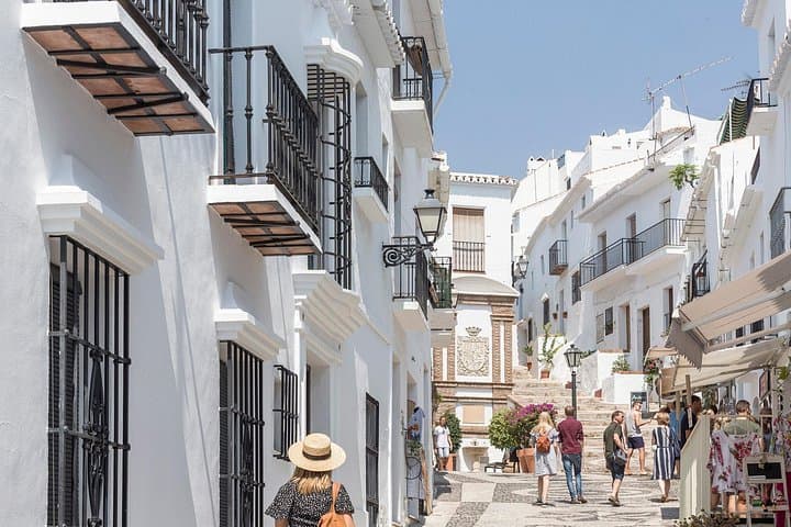 Visite de Frigiliana et Nerja au départ de Malaga
