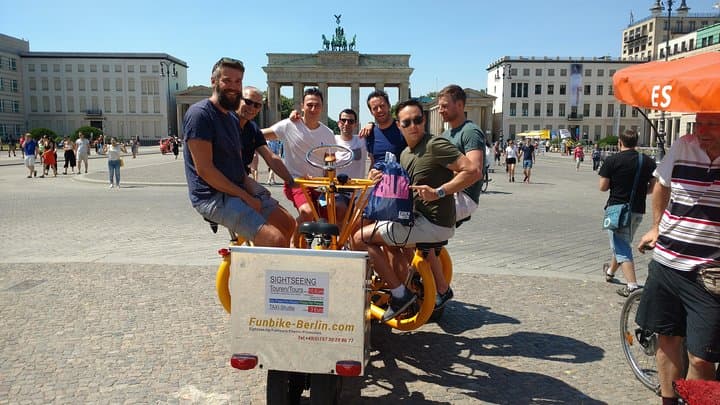 Berlino: Tour Privati Guidati con Funbike — foto 2