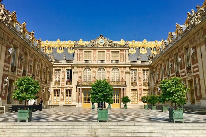 Privattour durch den Schloss Versailles &amp; Giverny mit Mittagessen und Hotelabholung — Foto 5