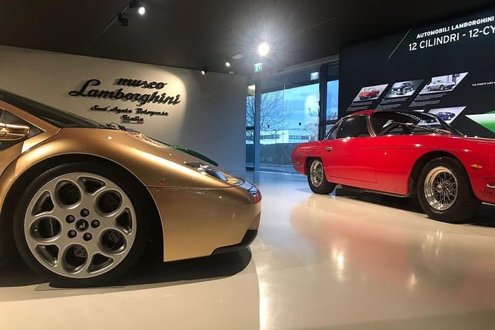 Tour delle Fabbriche e Musei Ferrari Lamborghini Pagani - Partenza da Bologna — foto 5