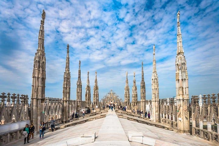 Milano: Il Migliore Tour Guidato dei Tetti del Duomo con Accesso Prioritario — foto 2