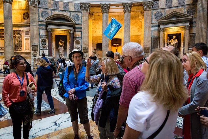 Rom-Wanderung: Pantheon, Trevi-Brunnen & Spanische Treppe — Foto 3