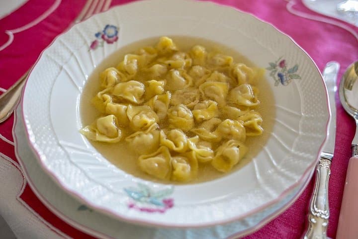 Masterclass privée de Tortellini chez une Cesarina à Bologne — photo 2