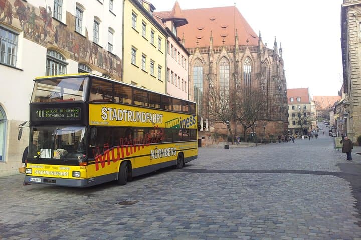 Stadtrundfahrt durch Nürnberg — Foto 3