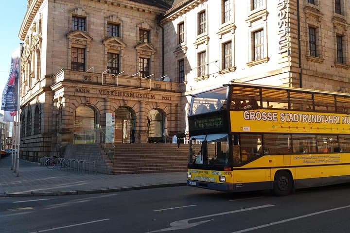 Stadtrundfahrt durch Nürnberg — Foto 4