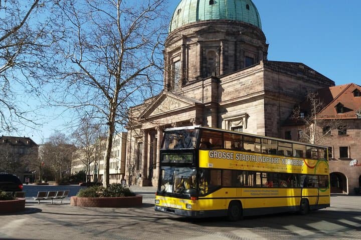 Stadtrundfahrt durch Nürnberg — Foto 2
