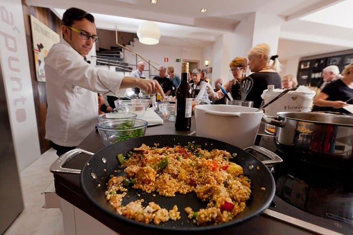 10 Tapas Kochkurs Erlebnis in Madrid