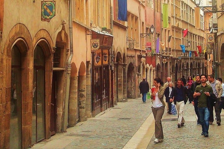 Destacados y secretos de Lyon: Tour guiado a pie (grupo reducido) incluyendo funicular — foto 2