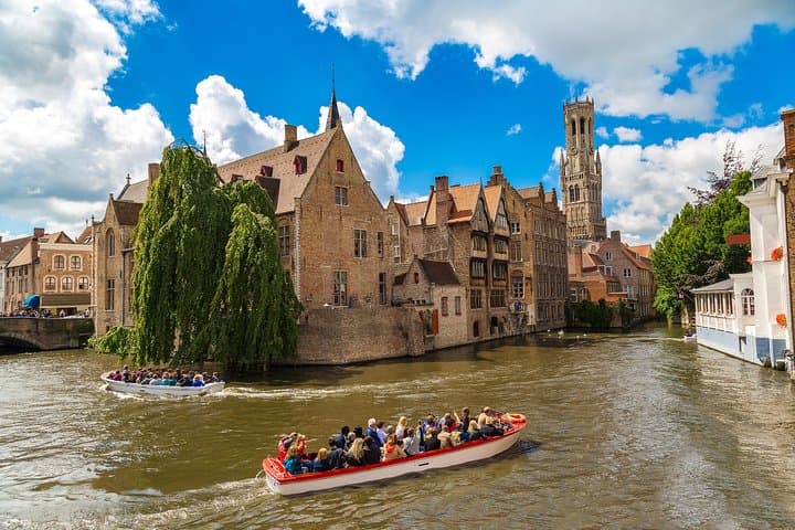Visita guidata o audio di Bruges con opzione di crociera sui canali da Parigi — foto 4