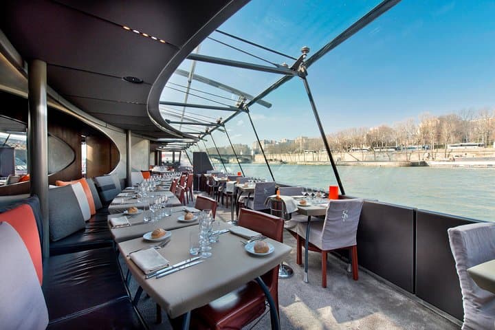 Crucero Gourmet con Almuerzo y Visitas por el Río Sena, París — foto 1