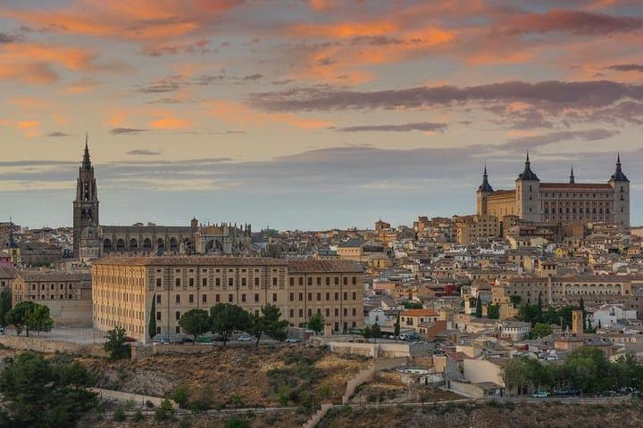 Toledo und Segovia mit bevorzugtem Zugang zum Alcázar von Segovia ab Madrid — Foto 2