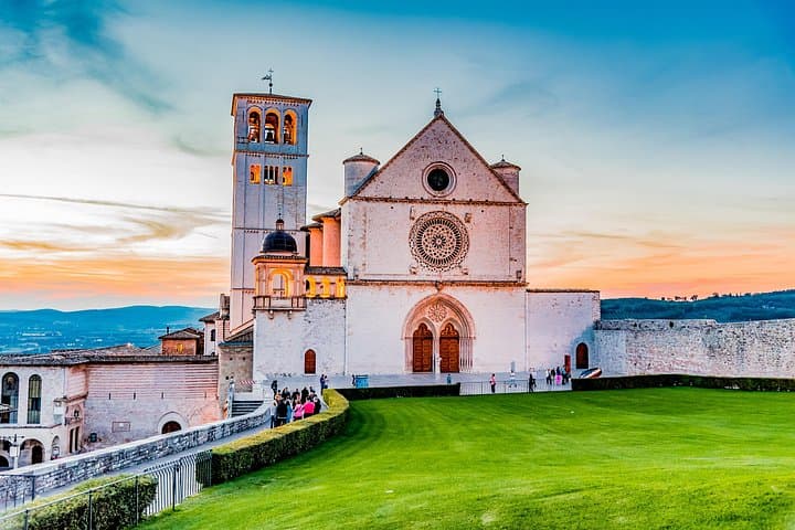 Tour Guidato di un Giorno ad Assisi e Orvieto da Roma con Pranzo — foto 2