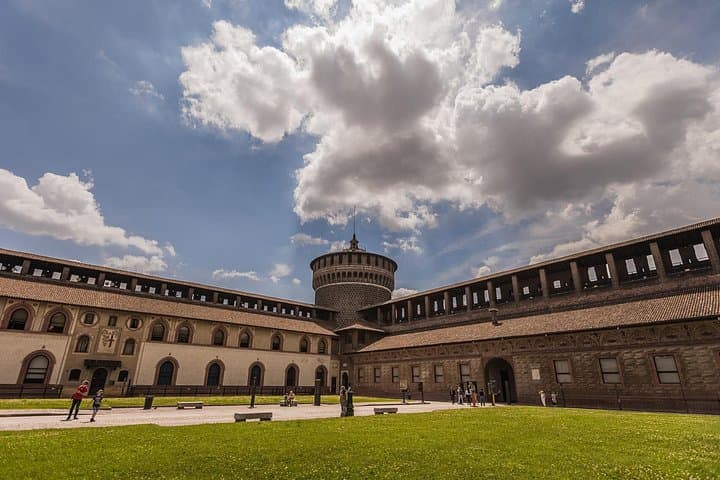 Tour di un giorno a Milano: Salta la fila per L'Ultima Cena e il Duomo — foto 4