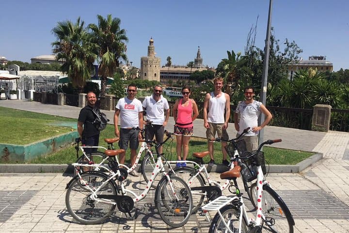 Tour in Bicicletta di Sevilla — foto 2