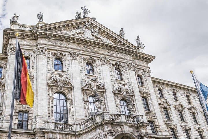 Trasferimento Privato da Berlino a Monaco con Tour — foto 2