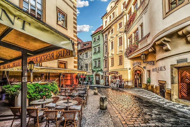 Privater Transfer von Berlin nach Prag, Hotel-zu-Hotel — Foto 5