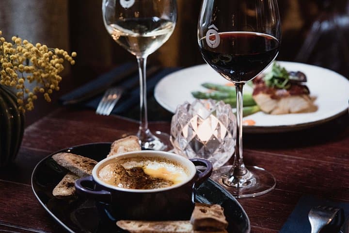 Französische Gourmetküche: Abendessen und Weinbegleitung — Foto 5