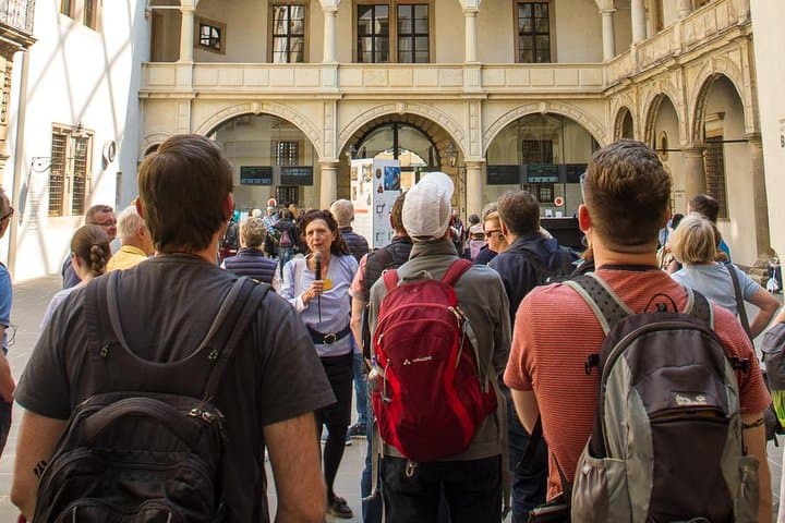 Schlossführung mit neuen grünen Gewölben in Dresden — Foto 2