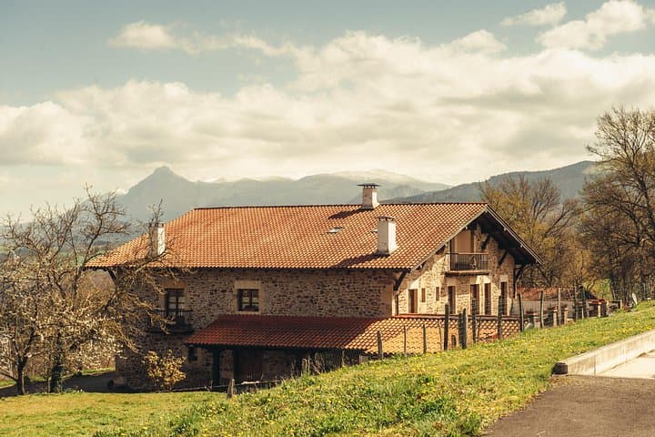 Baskisches Bauernhaus & Ciderhaus Tour + Mahlzeit ab San Sebastian — Foto 2