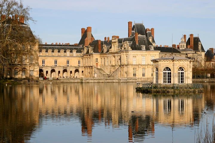 Gita di un giorno ai castelli di Fontainebleau e Vaux le Vicomte da Parigi — foto 5