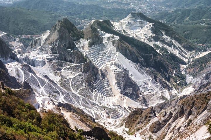 Carrara: Aventura Exclusiva en las Cuevas de Mármol en un 4x4 — foto 3