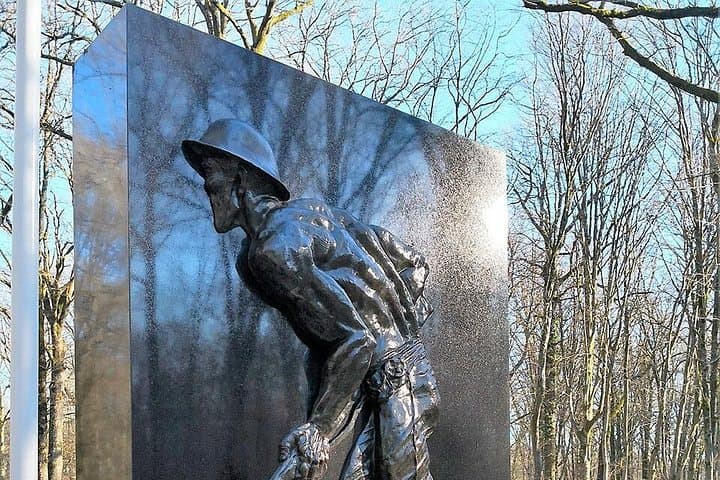 Excursion à Belleau Wood et Monument Américain à Château-Thierry - Journée depuis Paris — photo 3