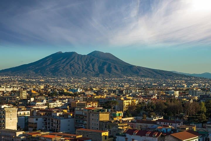 Private Transfer from Praiano to Naples