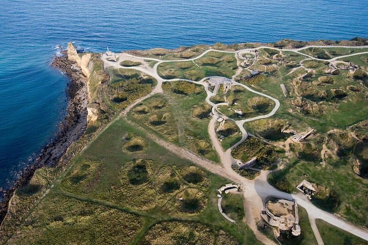 Pointe du Hoc, Omaha Beach, Cementerio Americano - Excursión de un día desde París a Normandía — foto 1