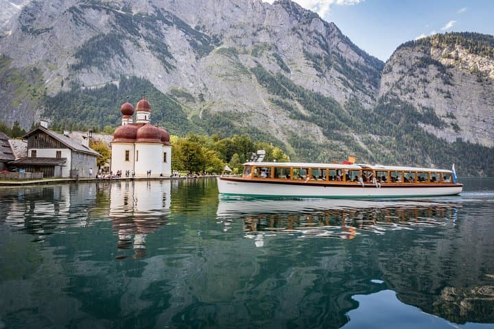 Königssee Bootsfahrt und Berchtesgadener Salzbergwerk Tour — Foto 3