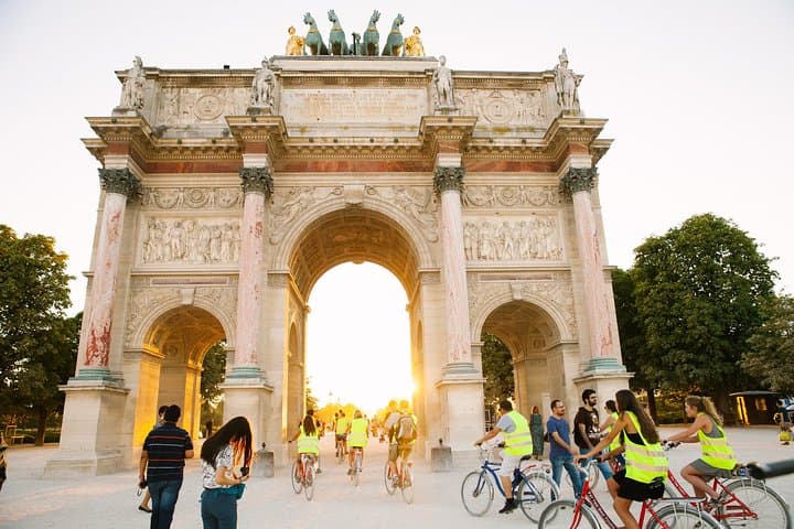 Visite en vélo de Paris au crépuscule — photo 4