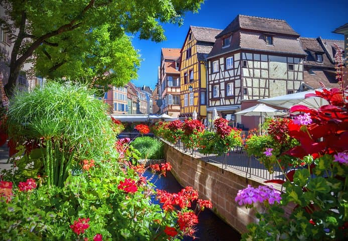 Colmar, Mittelalterliches Dorf &amp; Schloss Kleingruppentour ab Straßburg — Foto 1