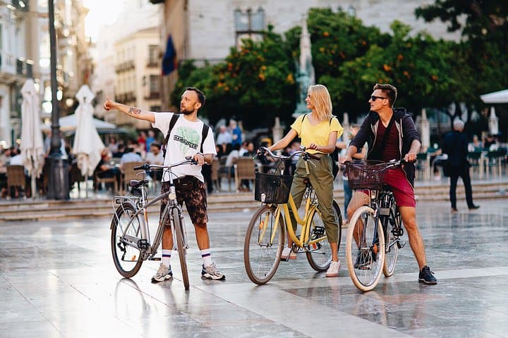 Tour Privato del Centro Storico di Valencia in Bicicletta o Elettrico