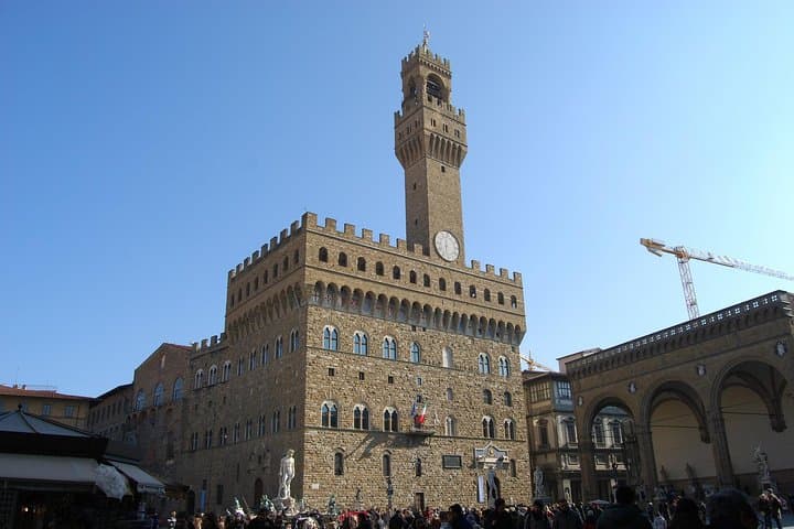 Experiencia guiada en el Palazzo Vecchio con entrada incluida