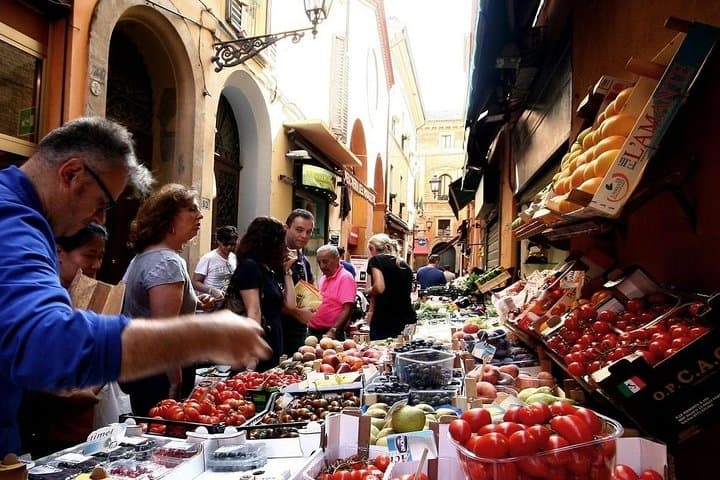 Bologna Private & Personalized Halbtagestour mit einem lokalen Guide
