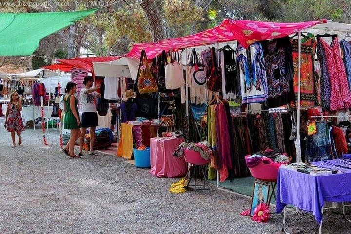 Visite de l'île d'Ibiza : Marché local de Punta Arabi — photo 3