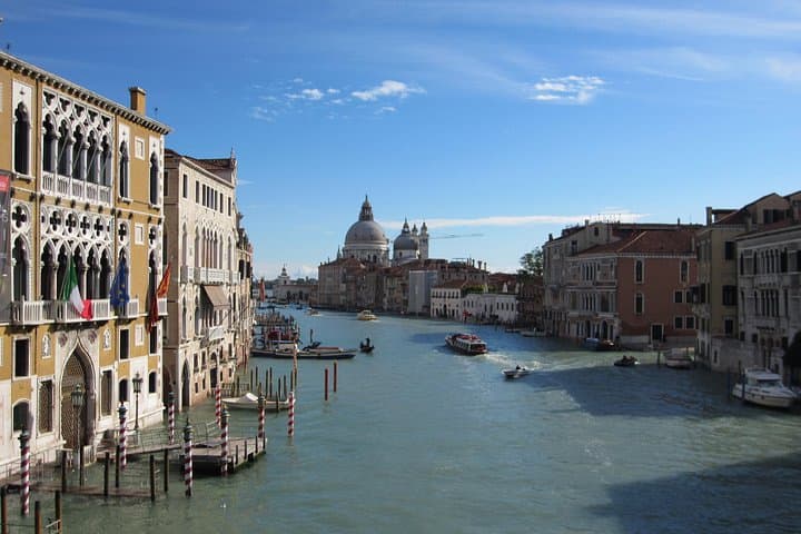 Kleingruppen-Panoramatour über den Canal Grande in Venedig — Foto 5