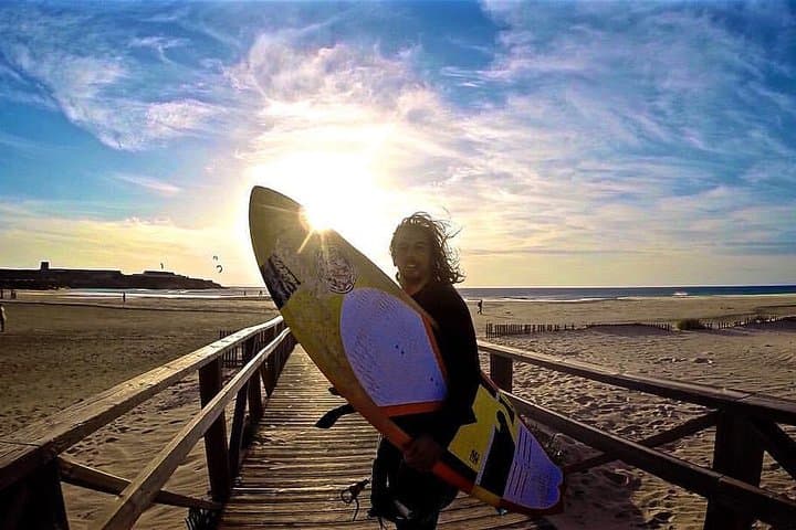 Clase de surf en la playa de Valencia — foto 2