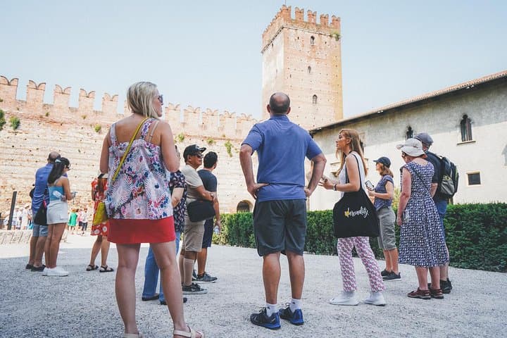 Recorrido a pie por los puntos destacados de Verona