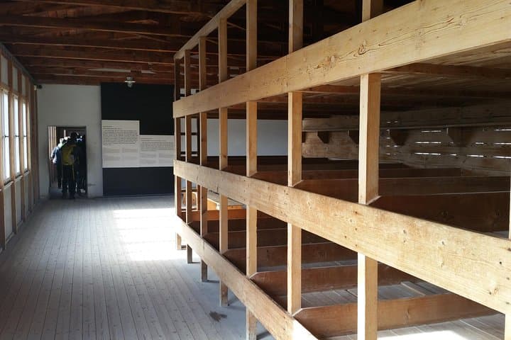 Geführte Tour zur Gedenkstätte des Konzentrationslagers Dachau von München